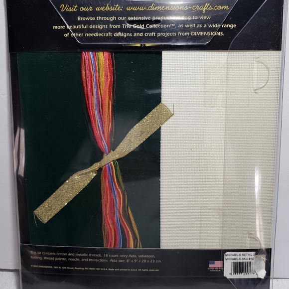 Poinsettia Golden Nuggets cross stitch kit new - Picture 2 of 2